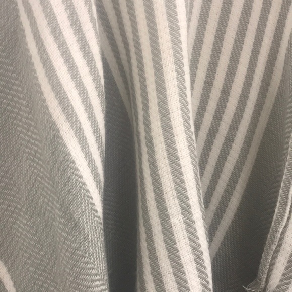 Nordstrom poncho never worn - Picture 2 of 2